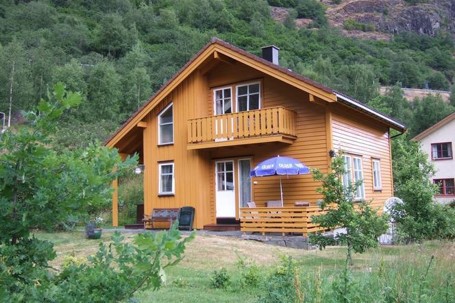Flaam Hostel