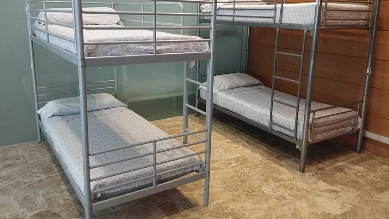 Hostel M Torres