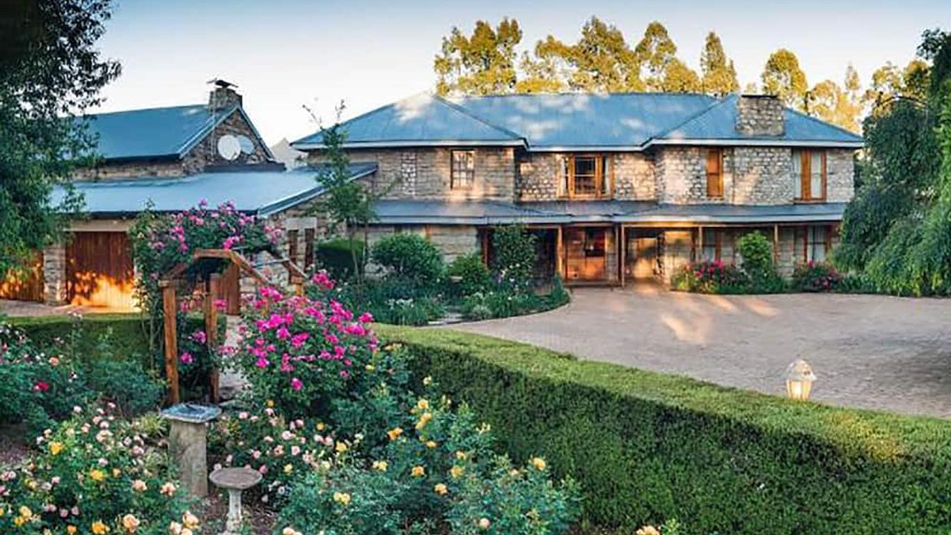 The Farside Country Manor