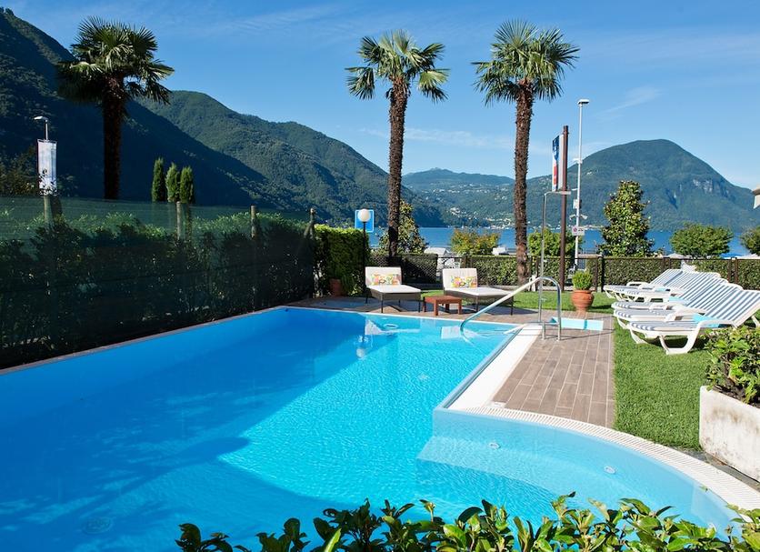 Pool Foto