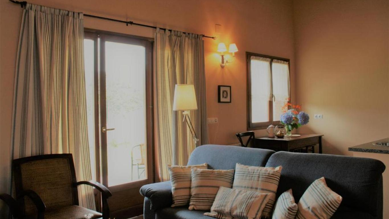 Apartamentos Rurales La Carbayala
