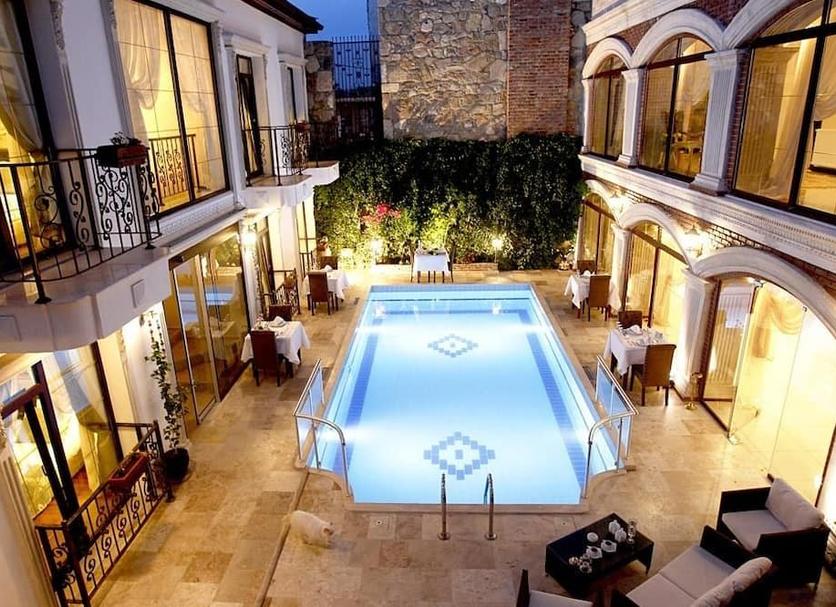 Pool Foto