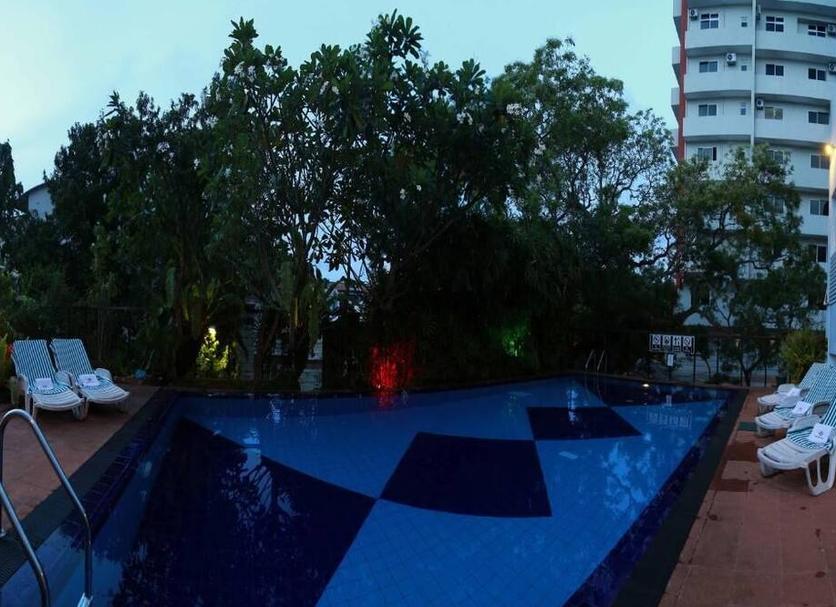 Pool Foto