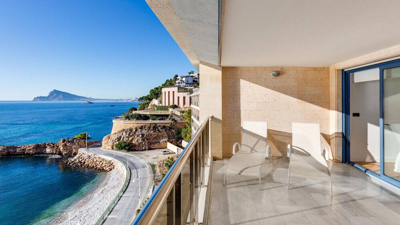 1st Line Mascarat Beach- Solarium Terrace & Pool