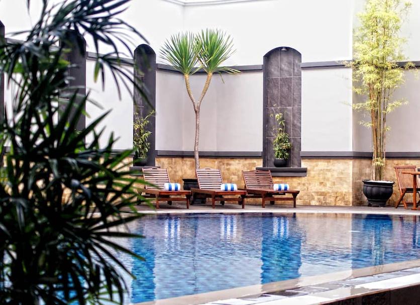 Pool Foto