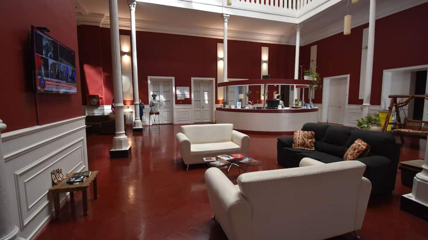 Hotel Plaza