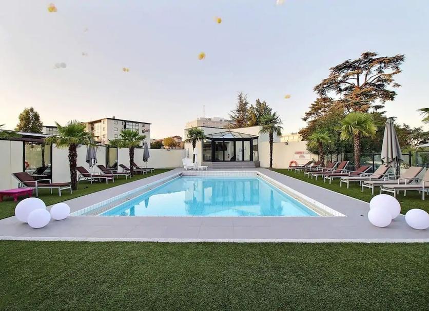 Pool Foto