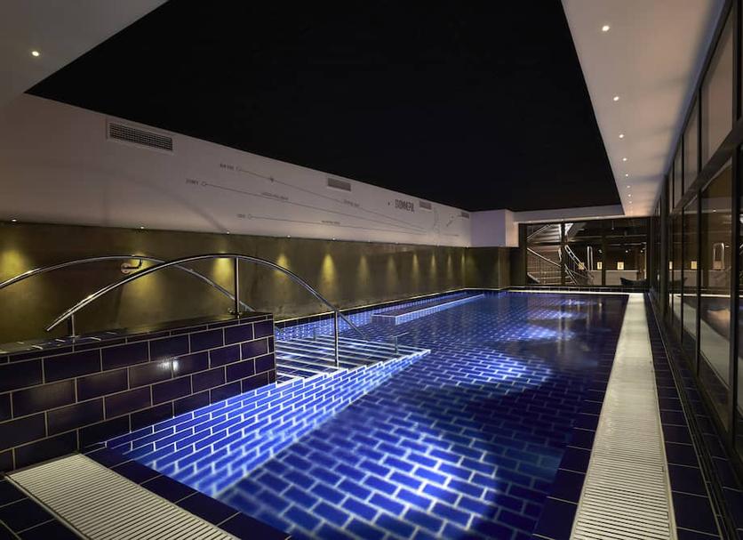 Pool Foto