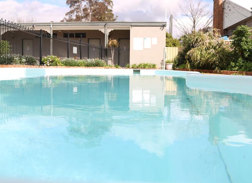 Pool Foto