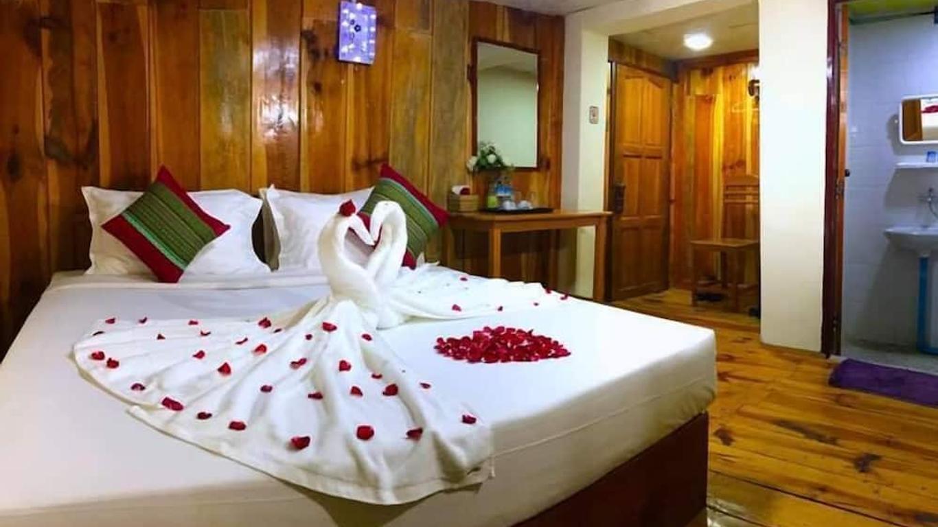 Railroad Hotel Kalaw