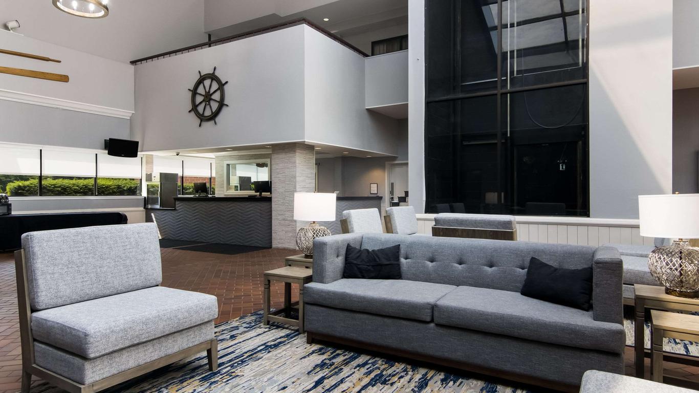 The Inn on Maritime Bay, Ascend Hotel Collection