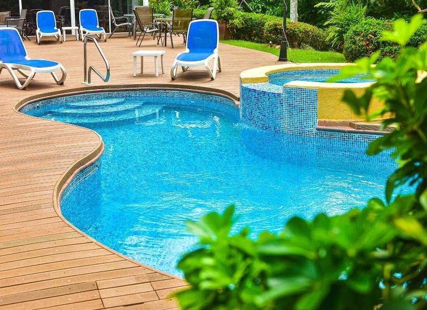 Pool Foto