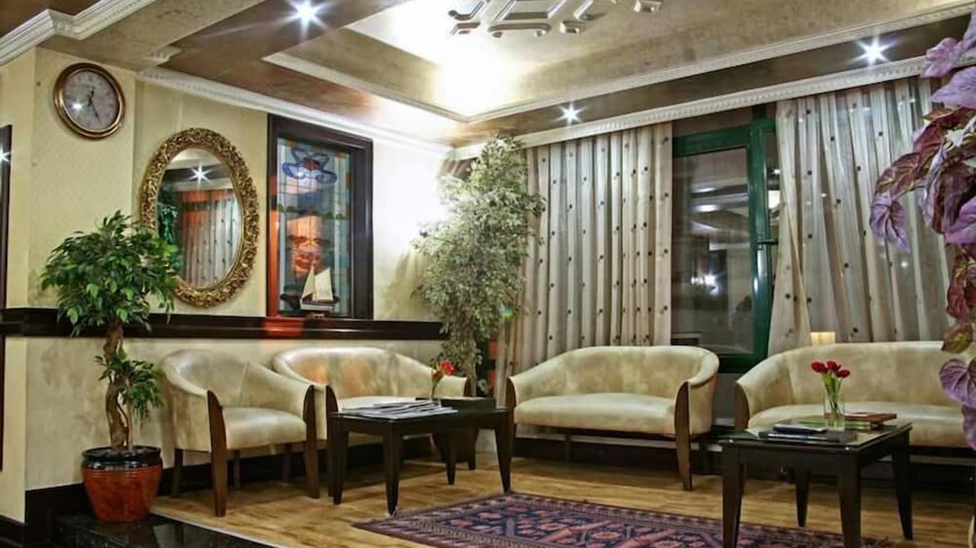 Omur Hotel