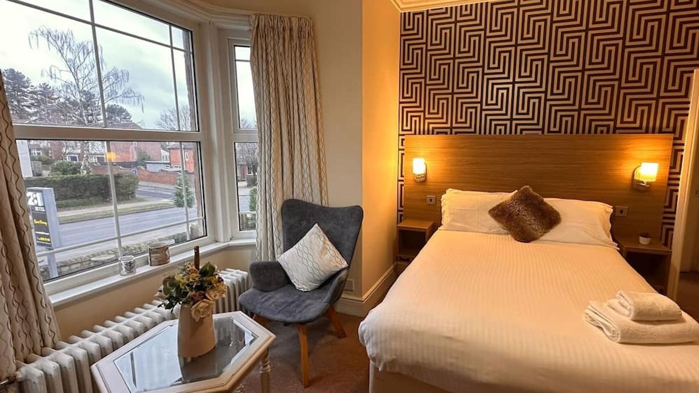 Pine Lodge Hotel & Restaurant Mansfield