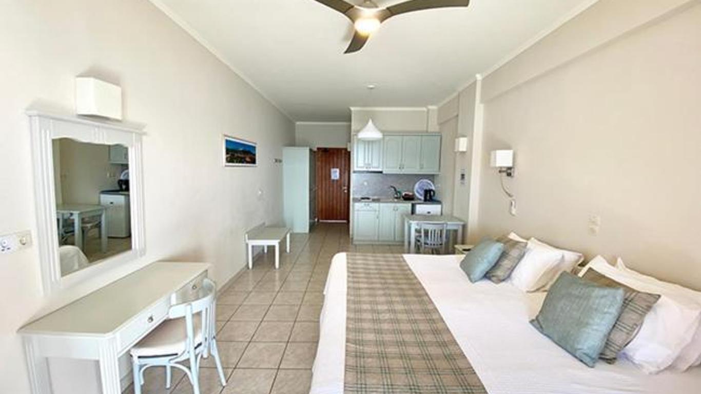 Hotel Liakoto
