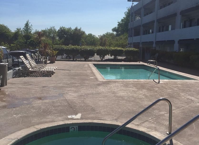 Pool Foto