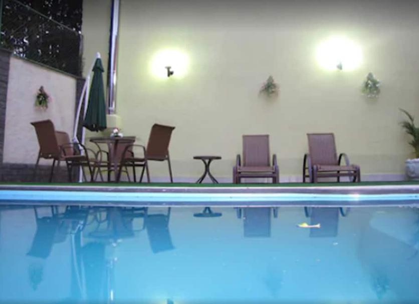 Pool Foto