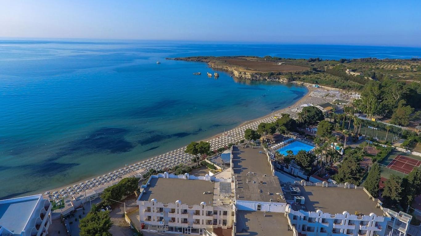Hotel Fontane Bianche Village