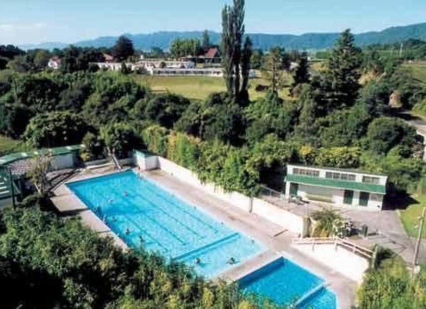 Pool Foto