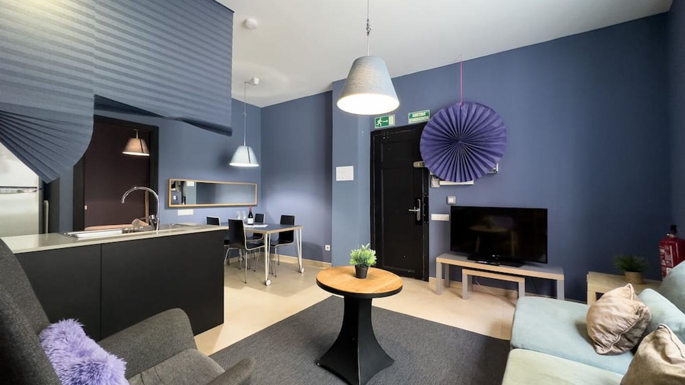 Ainb Barcelona Sants Apartments