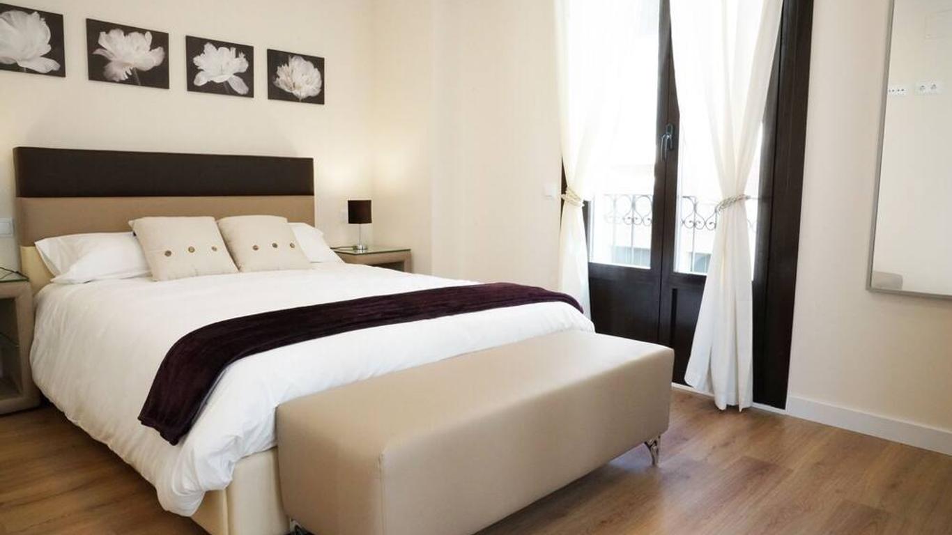 Apartamentos Reloj De Bergerón
