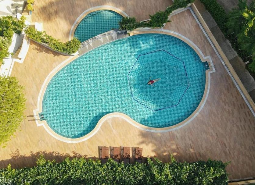 Pool Foto