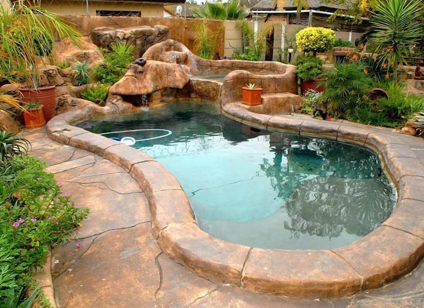 Pool Foto