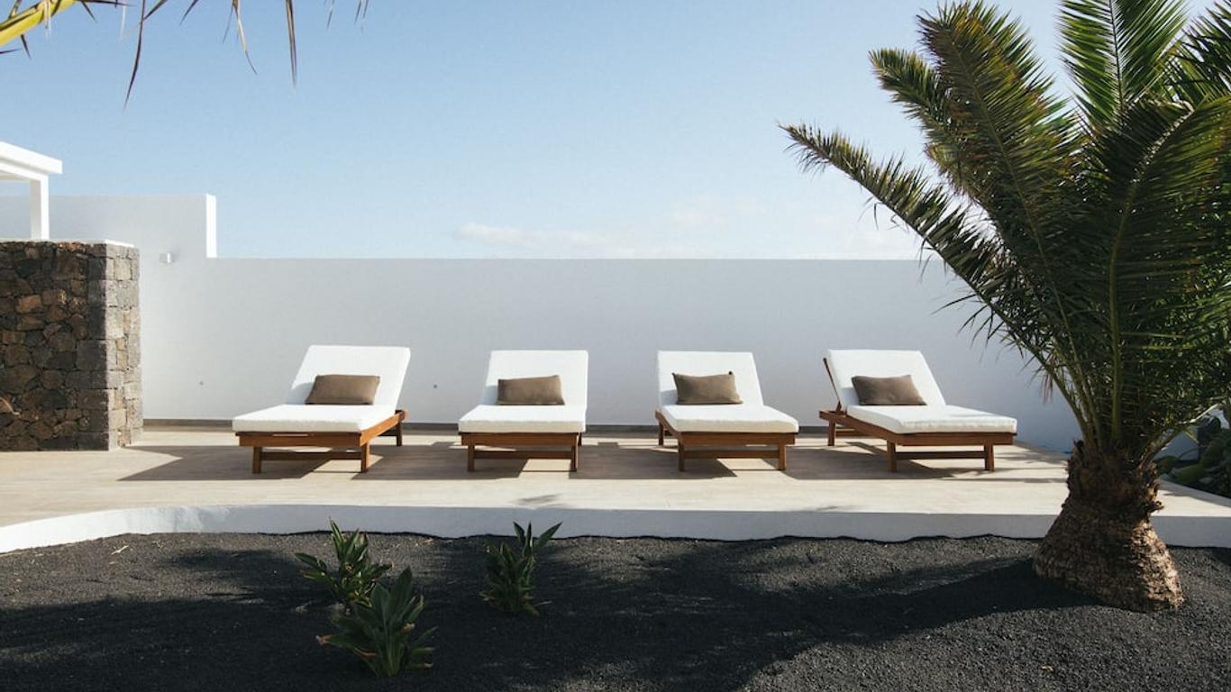 Alava Suites