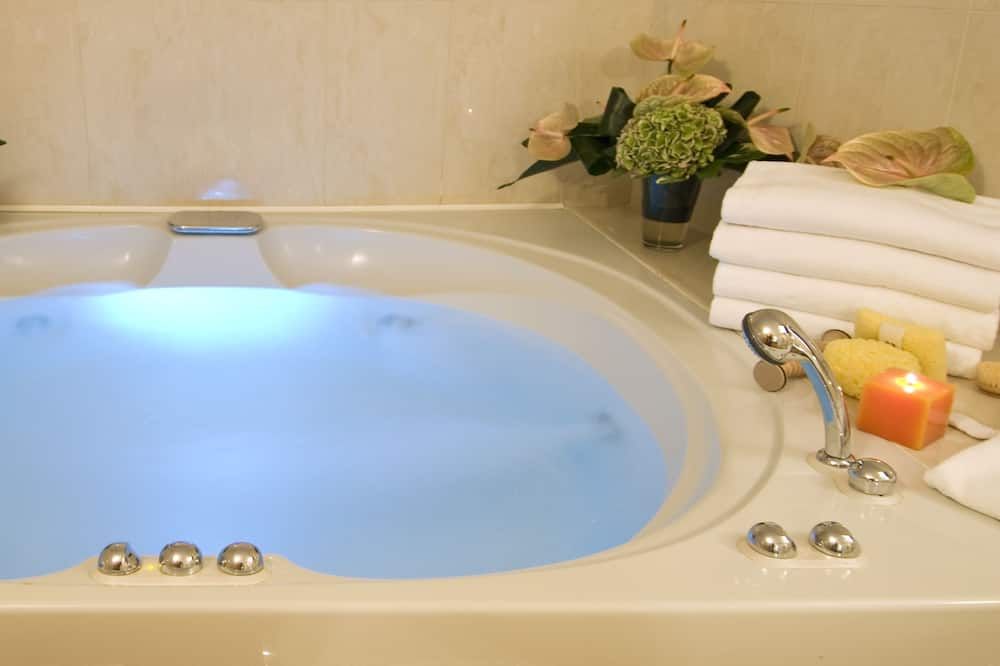 Altres