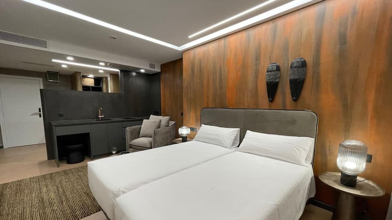 Gran Marina Suites