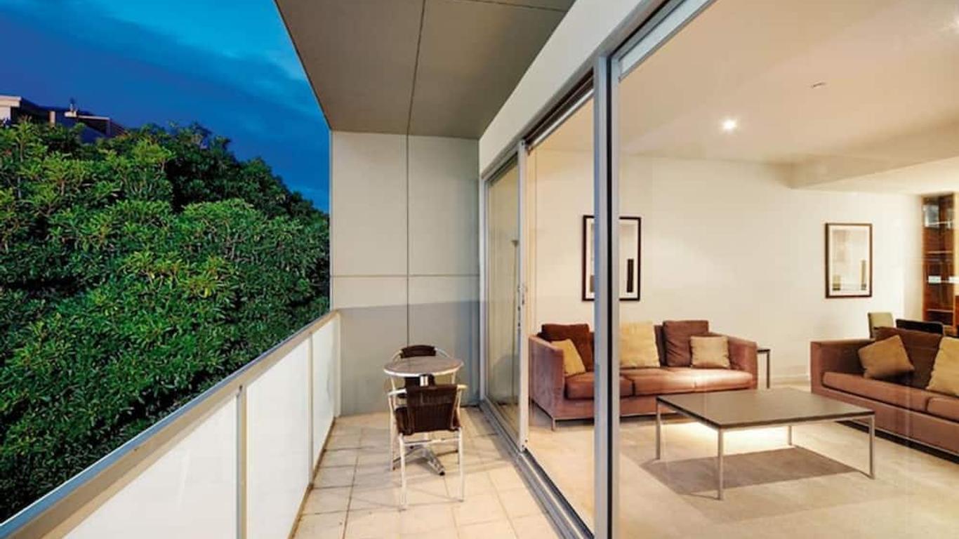 Brighton Bay Apartments