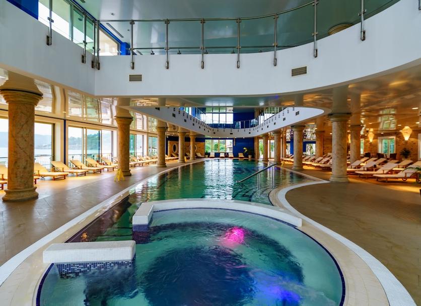 Pool Foto