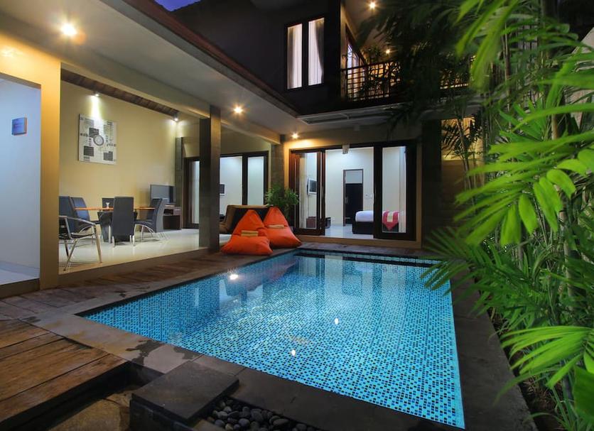 Pool Foto