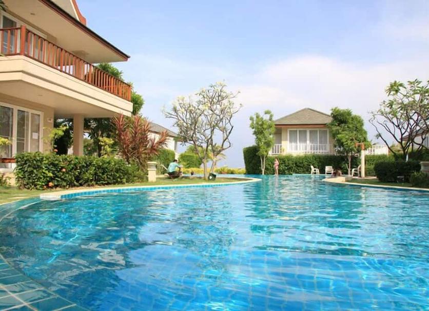 Pool Foto