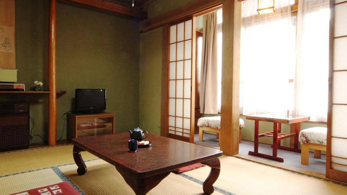 Kokuminshukusha Yokokura Inn