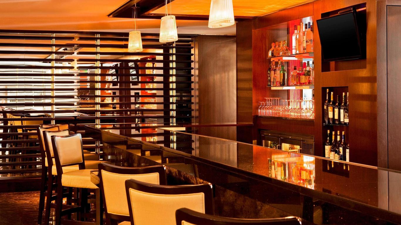 Sheraton Valley Forge Hotel