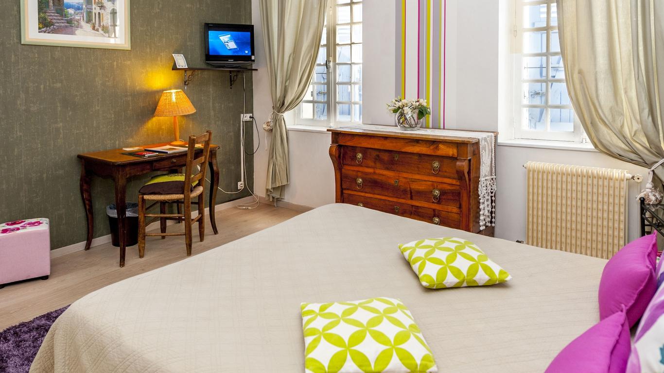 Logis Auberge De Tavel