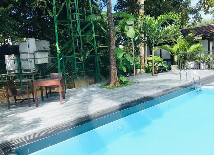Pool Foto
