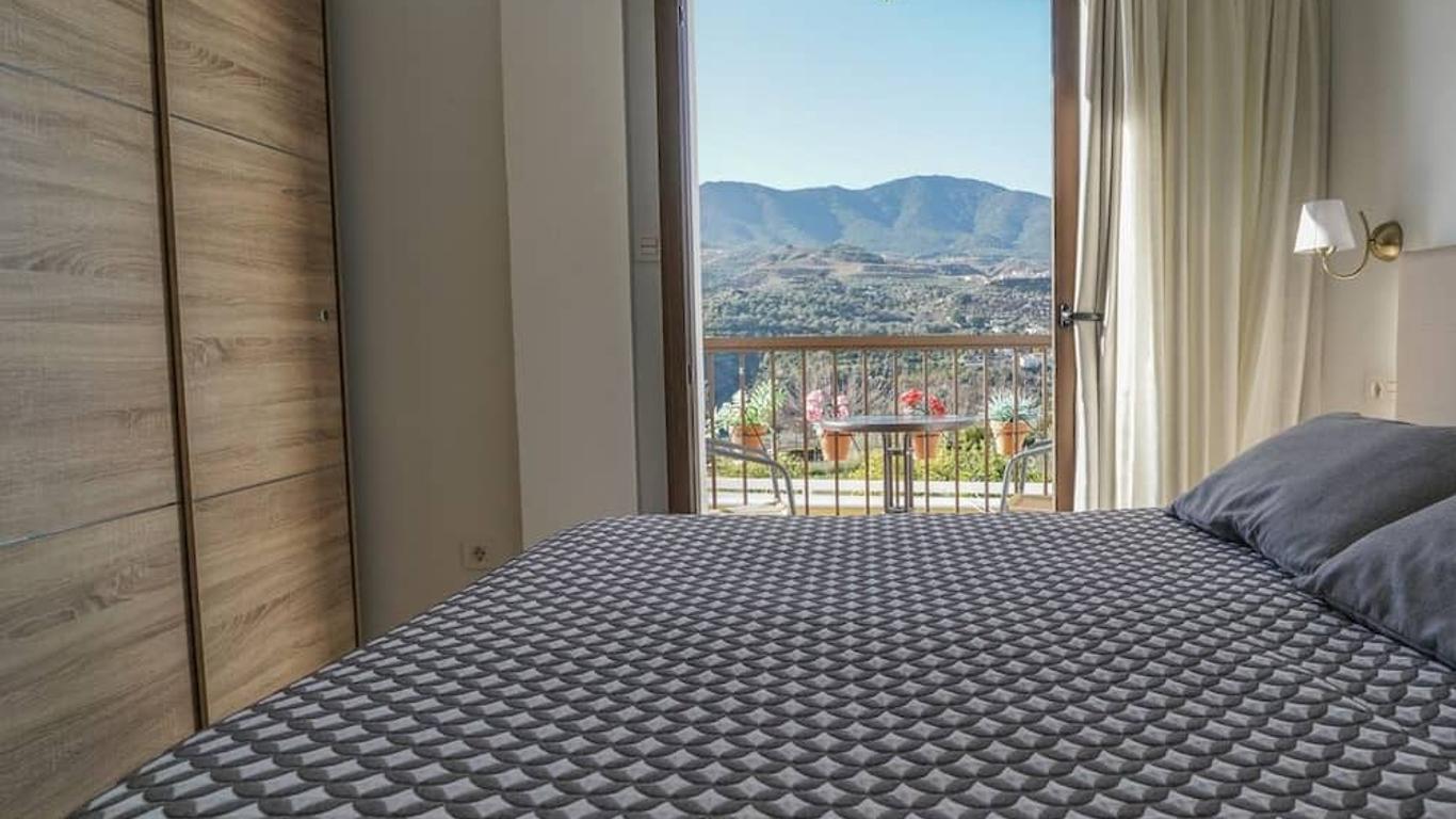 Hostal y Apartamento Rural Los Naranjos