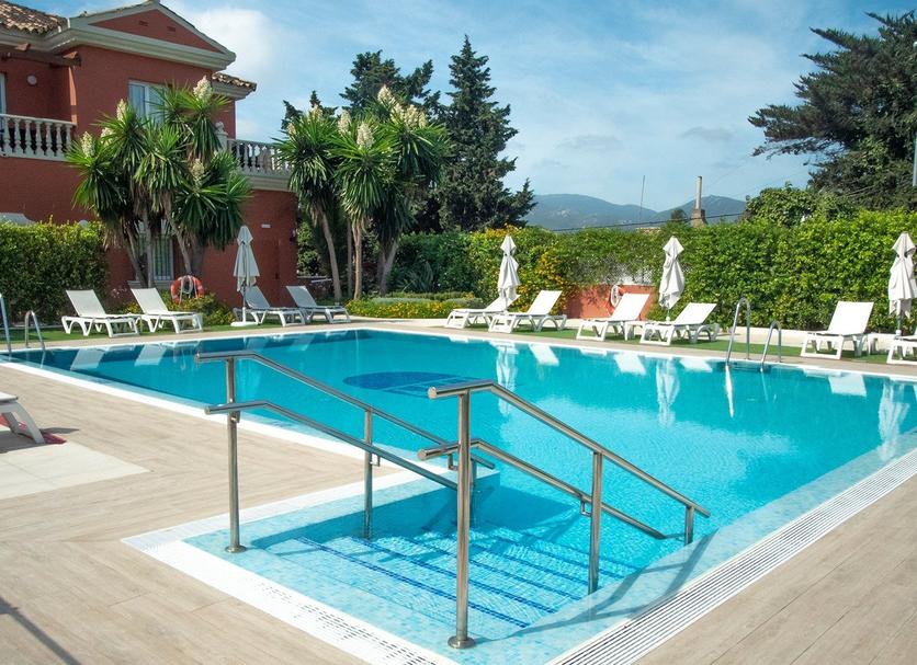 Pool Foto