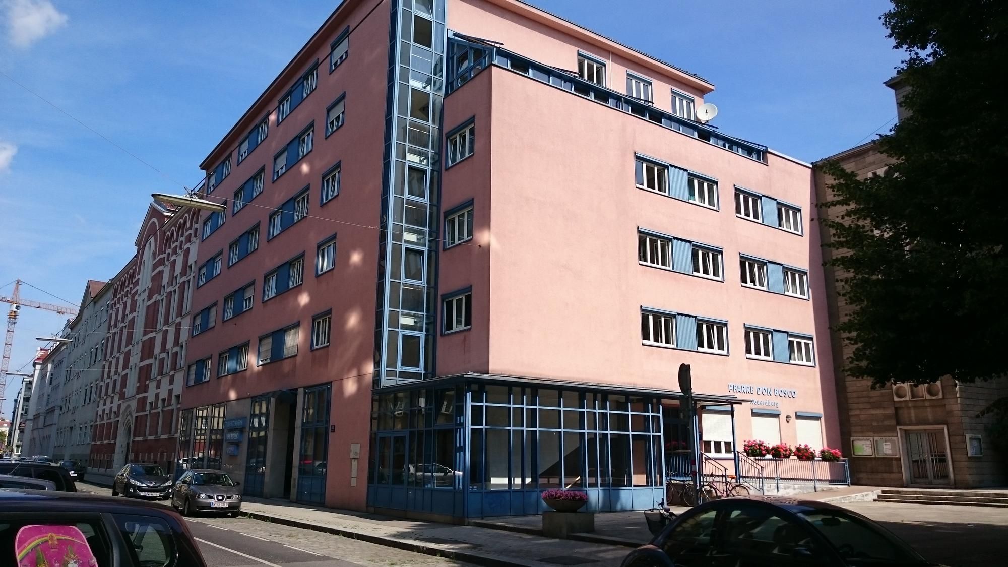 Edifici
